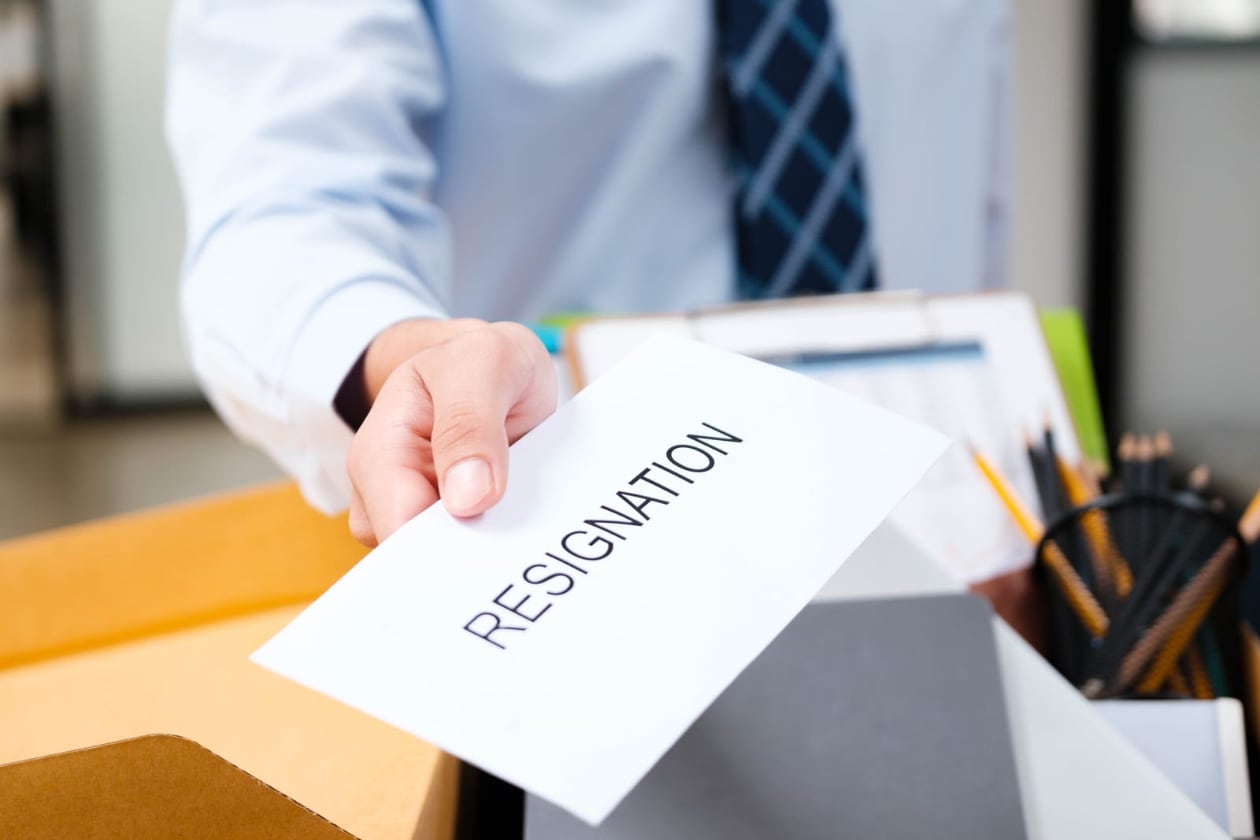 How to Write a Resignation Letter (With Examples) 1