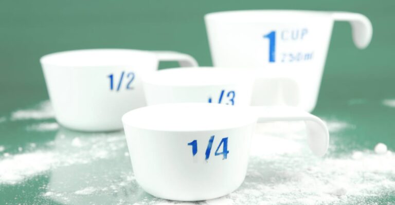 How Many Ounces Are in a Cup? (Liquid vs. Dry Explained) 3